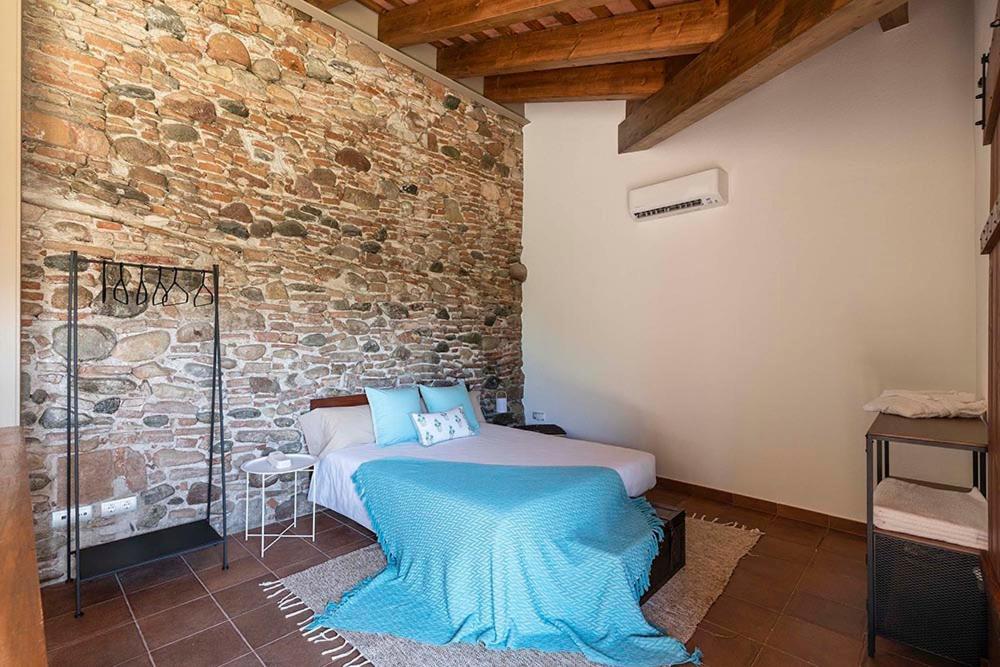 Rustic & Chic B&B Гранольерс Экстерьер фото